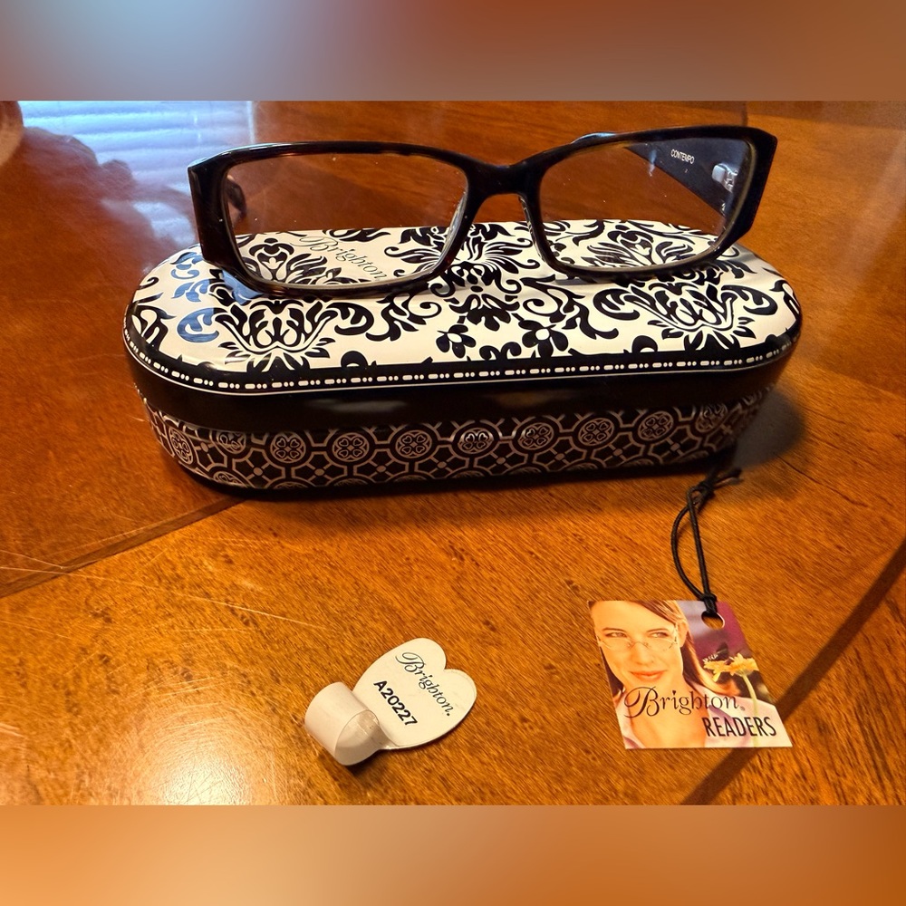 Brighton Readers Black Glasses with Case